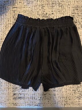 Zara Black Pleated High-Rise Shorts